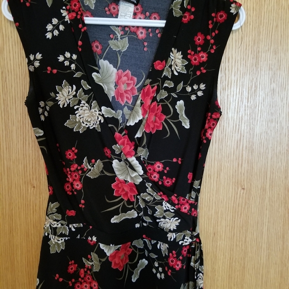 Women's floral Digital Clothing blouse size small - Picture 3 of 3